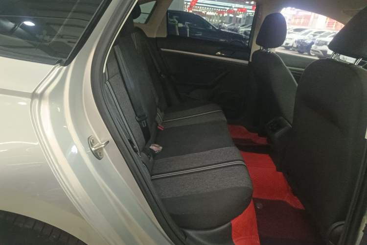 Used Volkswagen Lavida 2019 Lavida Start 1.5L Automatic Trendy Version China VI Standard
