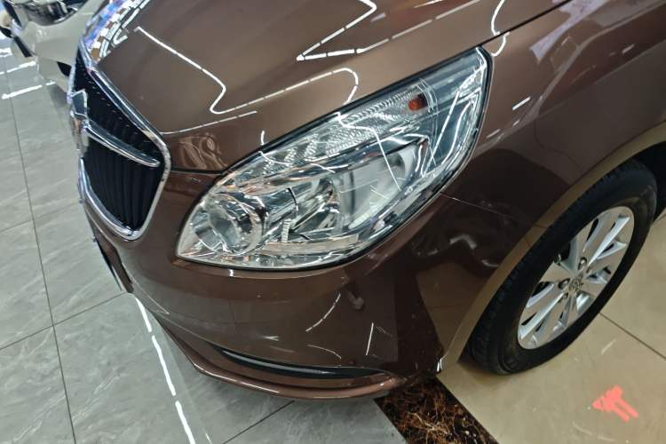 Used Buick GL8 2018 28T Luxury Model China VI Standard