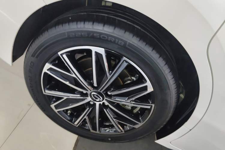 Used GAC Trumpchi Trumpchi E8 2024 Honor Series 2.0L Honor Edition
