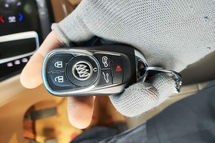 Used Buick GL8 2018 ES 28T Flagship Model China VI Standard
