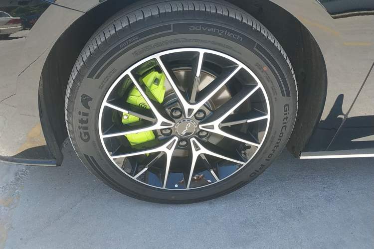 Used BYD Seal 2023 DM-i 1.5T 121km Flagship Model
