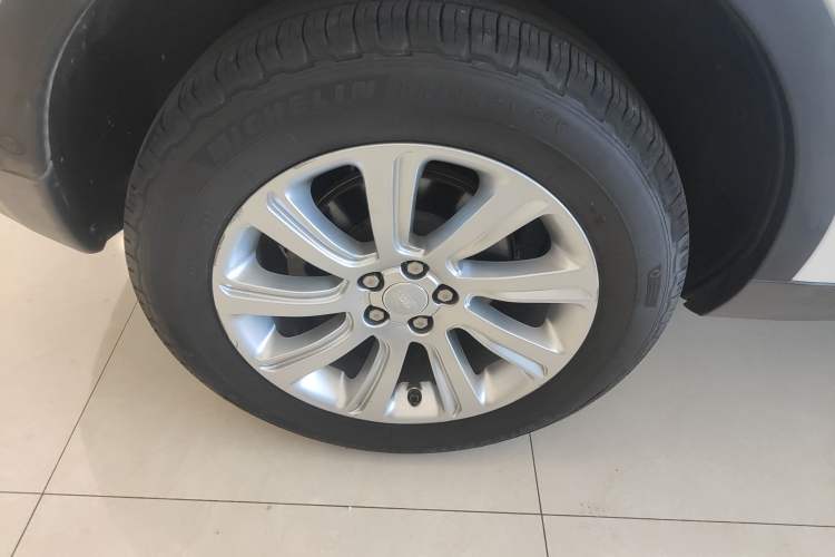 Used Land Rover Discovery Sport 2019 240 PS SE Version China VI Standard