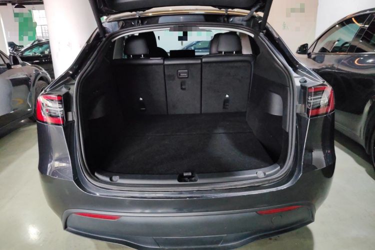 Used Tesla Model Y 2024 Rear-Wheel-Drive Version
