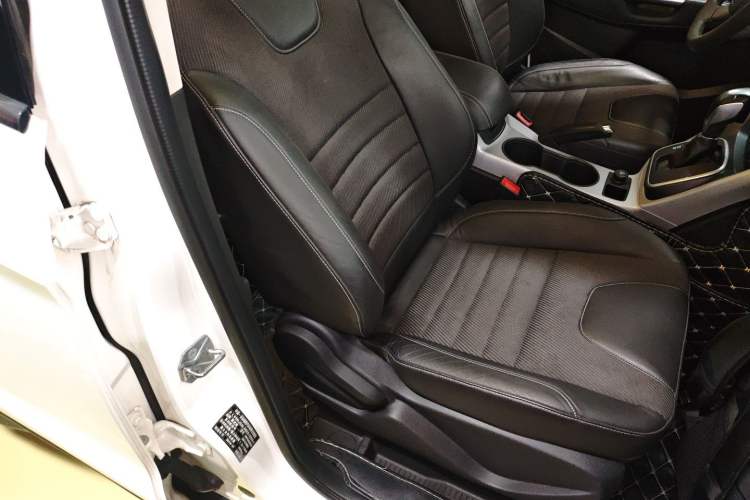 Used Ford Kuga 2015 1.5L GTDi Two-Wheel Drive Fashion Edition
