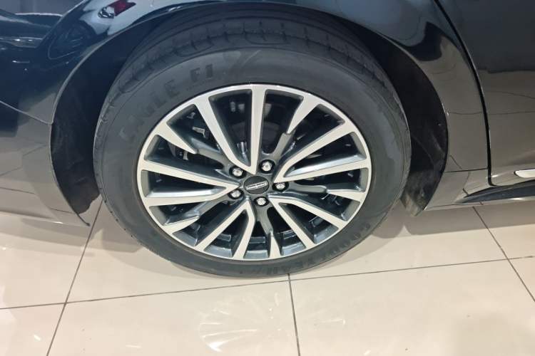 Used Lincoln Continental 2019 2.0T Two-Wheel Drive Zunya Version China VI Standard
