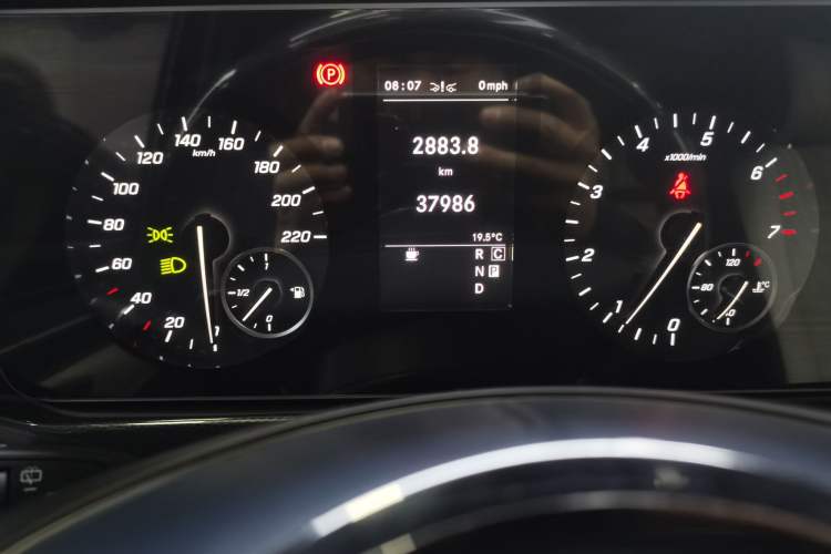 Used Mercedes-Benz Vito 2023 2.0T Business Version 7 Seats