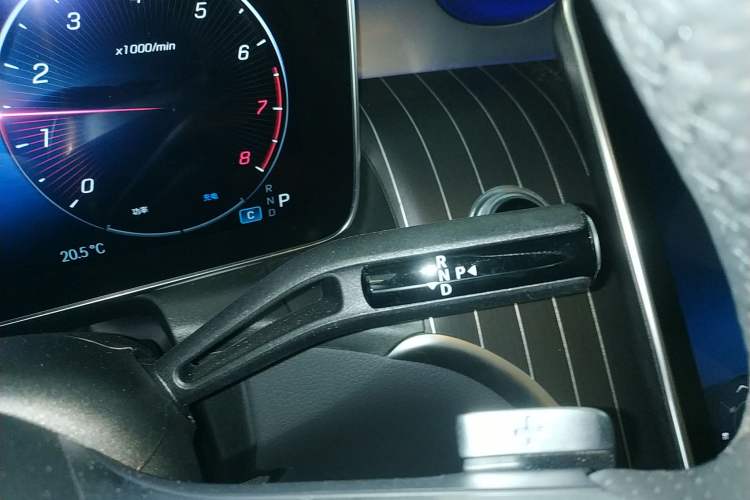 Used Mercedes-Benz GLC 2023 GLC 300 L 4MATIC Dynamic Edition 5-seater
