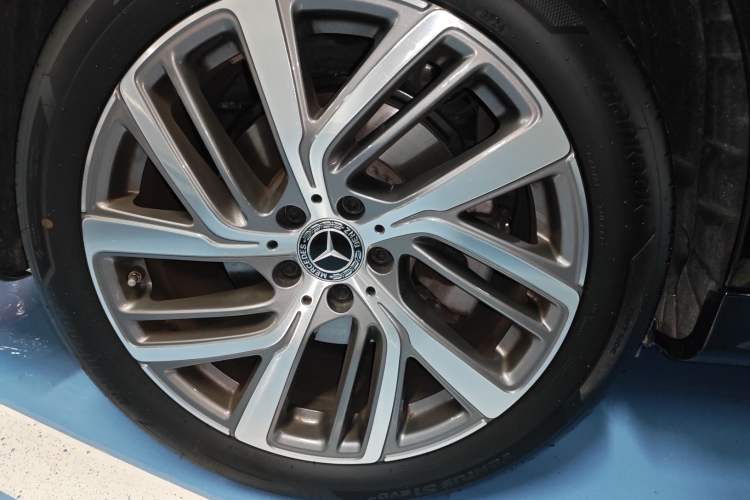 Used Mercedes-Benz E-Class 2025 E 300 L Stylish Model
