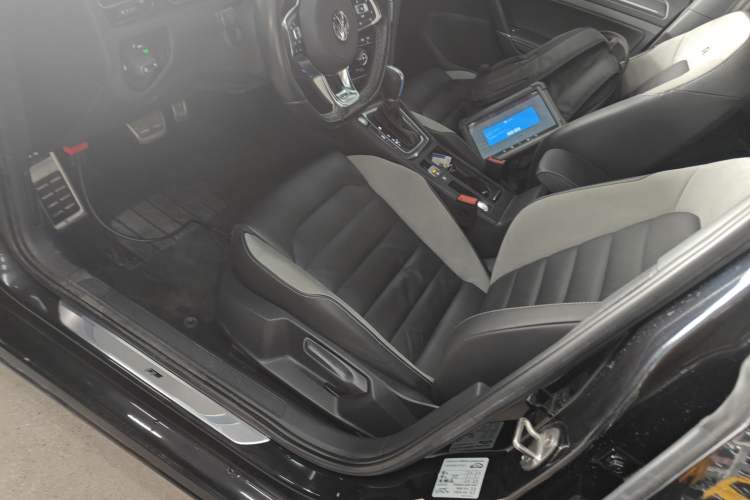 Used Volkswagen Golf 2019 280TSI DSG R-Line China VI Standard
