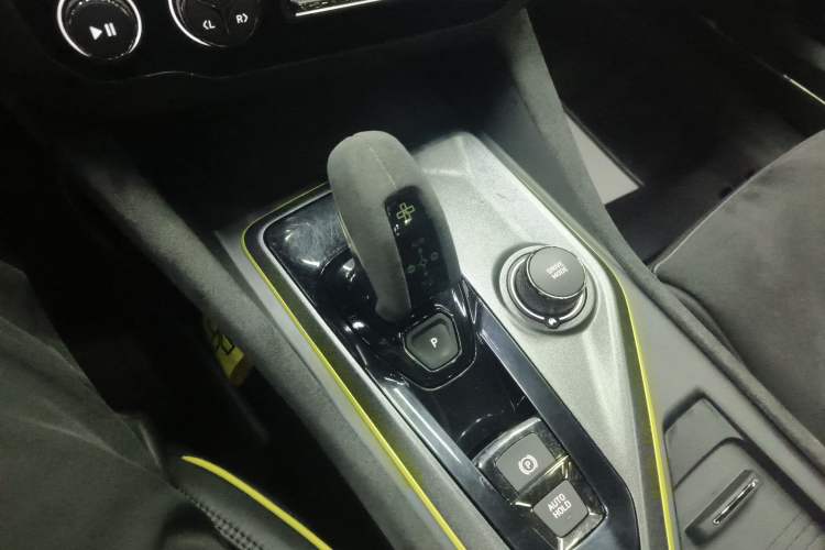 Used Lynk & Co 03 2019 03+ 2.0TD Automatic Wind-Chasing Edition
