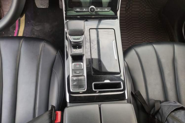 Used Roewe RX5 MAX 2019 300TGI Automatic 4G Connect Luxury Edition