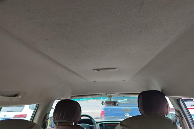 Used FORTHING Lingzhi 2017 M5 1.6L Standard Model
