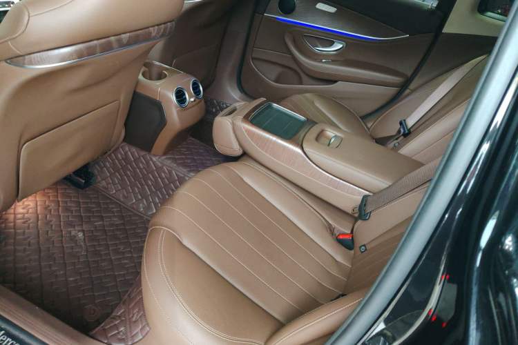 Used Mercedes-Benz E-Class 2020 Facelift E 260 L
