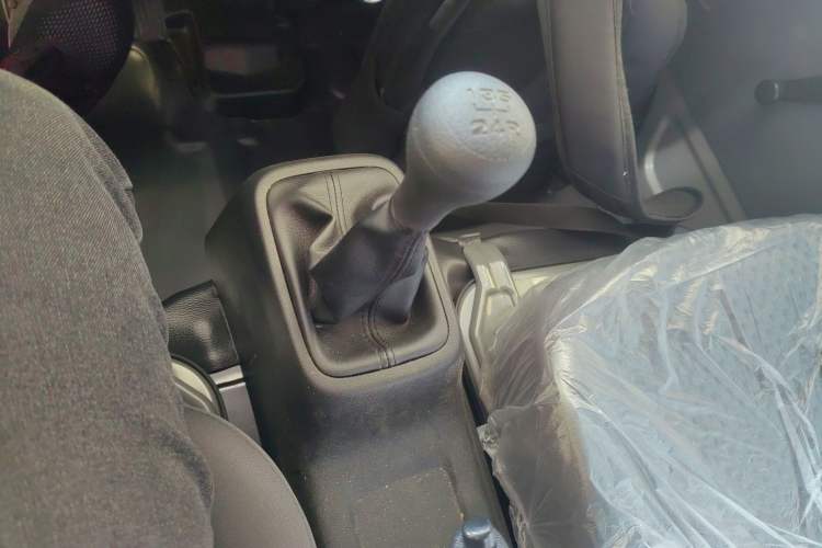 Used Wuling Zhiguang 2023 1.5L Practical Version 5/7 Seats