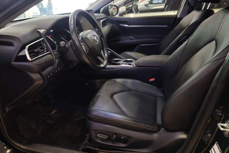 Used Toyota Camry 2021 2.0G Luxury Edition