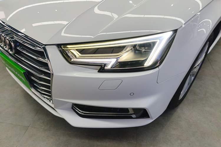 Used Audi A4L 2018 30th Anniversary Edition 40 TFSI Trendy Model