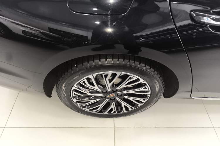 Used Hongqi H5 2024 2.0T Automatic Smart Connect Flagship Edition