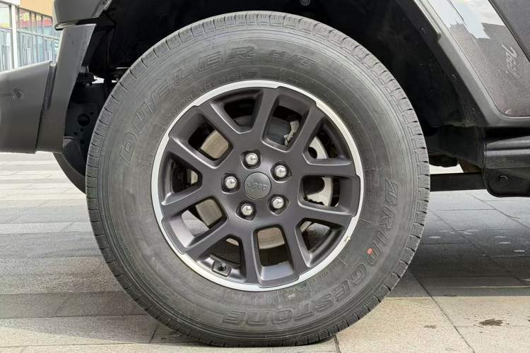 Used  Gladiator 2023 3.6L Overland