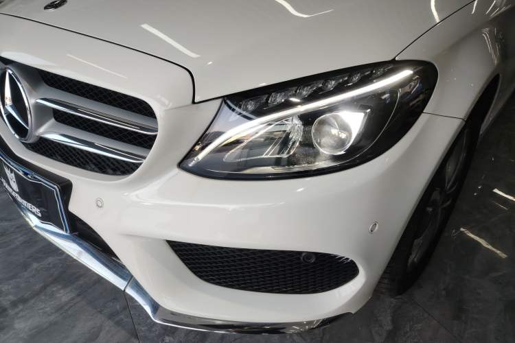 Used Mercedes-Benz C-Class 2017 Restyled C 180 L Fashion Edition Sport Version
