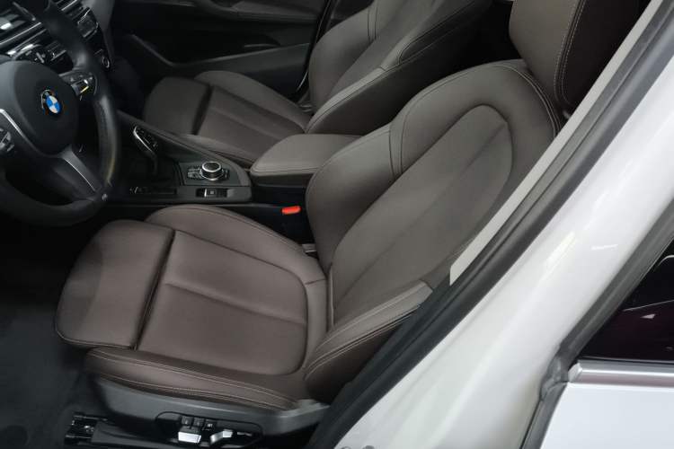 Used BMW X1 2021 Restyled sDrive25Li Leading Edition
