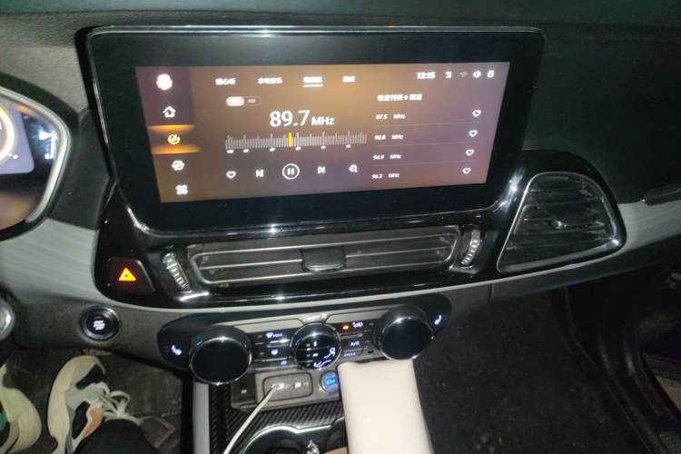 Used  Lingyun 2019 1.6T Two-Wheel Drive Diamond Edition
