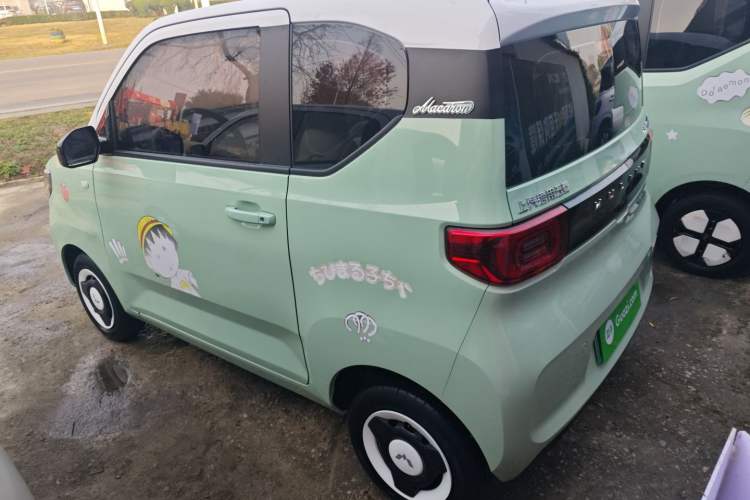 Used Wuling Hongguang MINIEV 2022 Macaron Premium Model – Lithium Iron Phosphate
