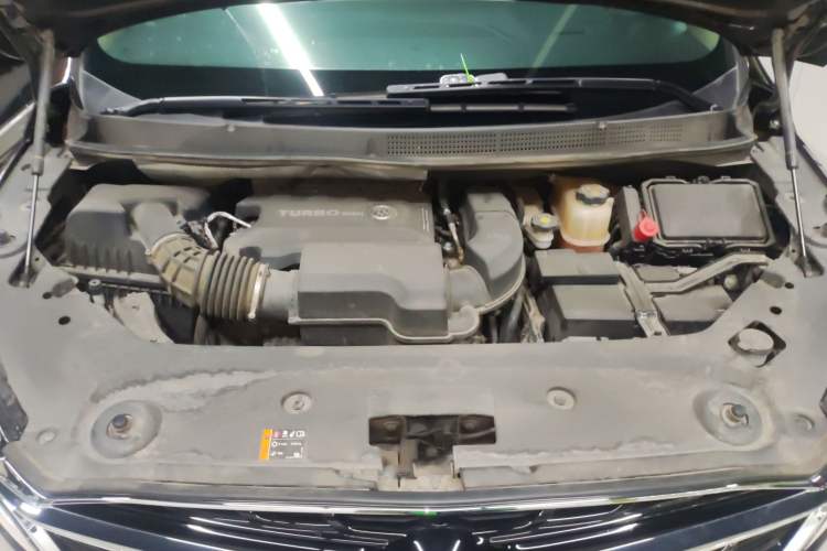 Used Buick GL8 2021 ES Landtrek 653T Luxury Model