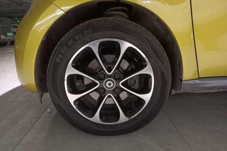 Used  forfour 2016 1.0L 52 kW Passion Edition
