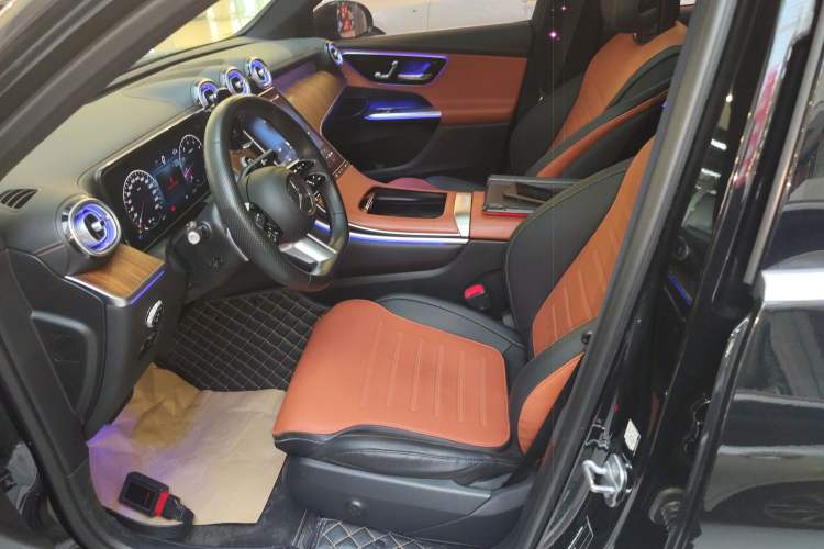 Used Mercedes-Benz GLC 2023 GLC 300 L 4MATIC Dynamic Edition 5-seater