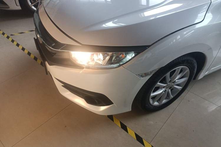 Used Honda Civic 2016 180TURBO CVT Comfort Version
