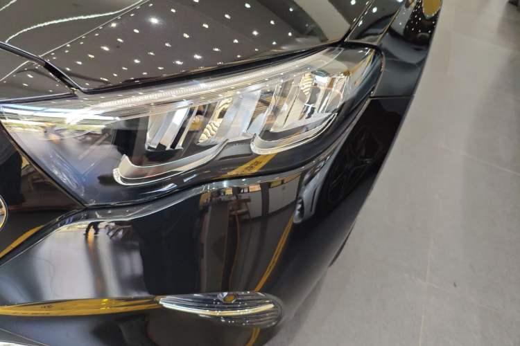 Used Mercedes-Benz E-Class 2025 Facelift E 300 L Luxury Edition
