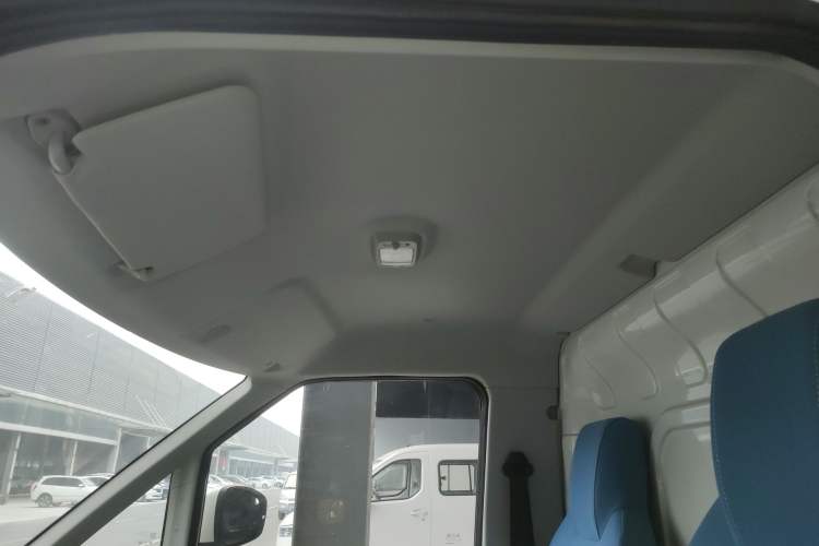 Used Foton Intelligent Blue Elf E7 2024 Facelifted All-Electric Van Flat Roof 2 Seats Evey Lithium Energy 41.86 kWh
