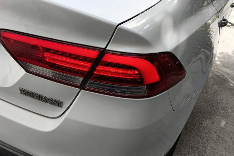 Used Kia K4 2014 1.8L Automatic DLX
