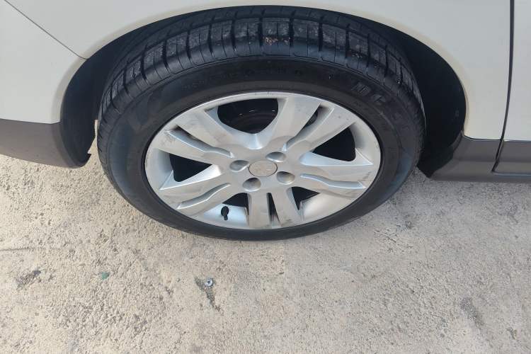 Used Peugeot 3008 2013 1.6THP Automatic Prestige Edition
