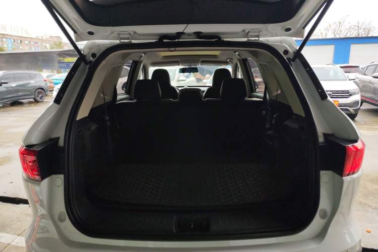 Used Sinotruk VGV U70 2021 1.5T Automatic Youyue Edition 7-Seater
