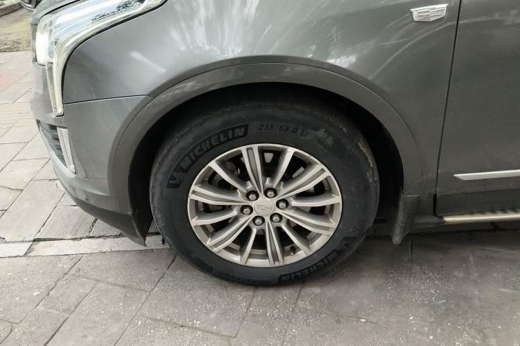 Used Cadillac XT5 2018 25T Luxury Model