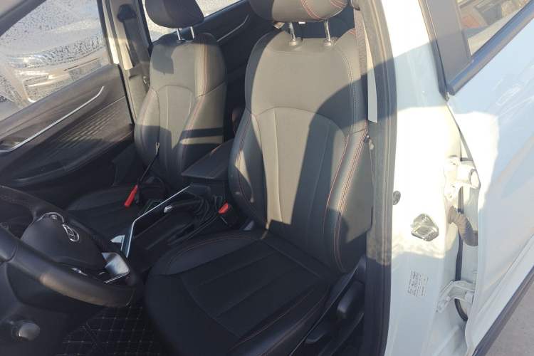 Used Geely Auto Vision X3 2021 PRO 1.5L Manual Elite Model
