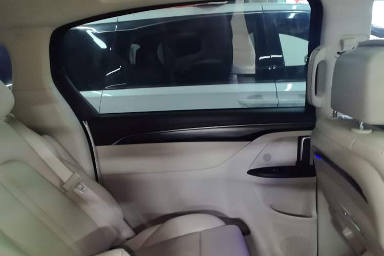 Used Buick GL8 2020 ES Land Cruiser 653T Comfort Edition
