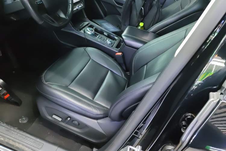 Used Ford Explorer 2020 EcoBoost 285 Four-Wheel Drive Trend Edition 6 Seats
