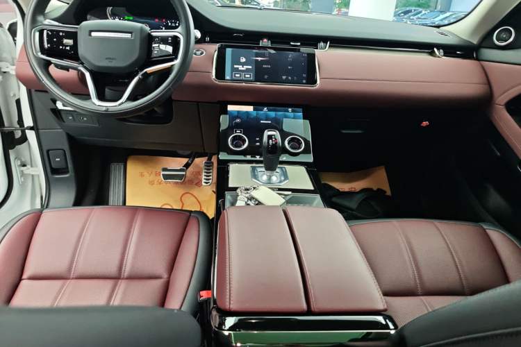 Used Land Rover Range Rover Evoque 2022 Aurora L 249 PS R-Dynamic Luxury Edition
