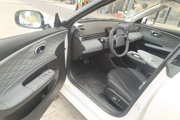 Used Dongfeng NAMMI 01 2024 New Edition 330 Plus Smart+
