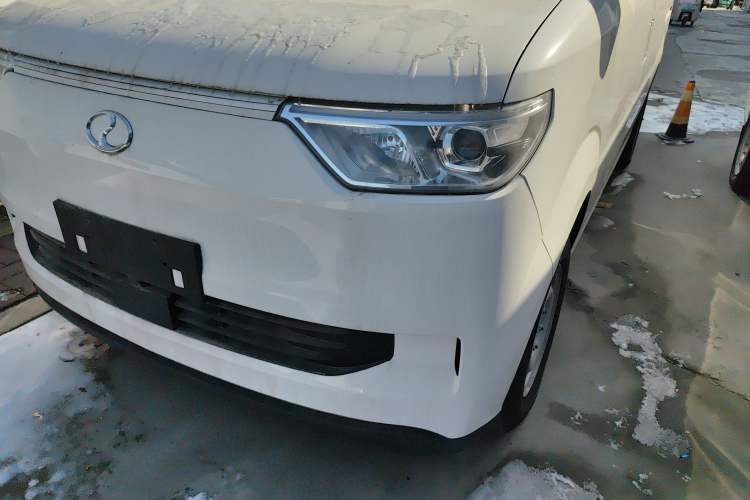 Used Ruichi EC75 2025 Model Passenger Vehicle Smart Driving Edition Pioneer I 41.5 kWh