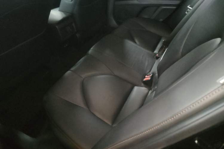 Used Toyota Camry 2018 2.5G Luxury Edition