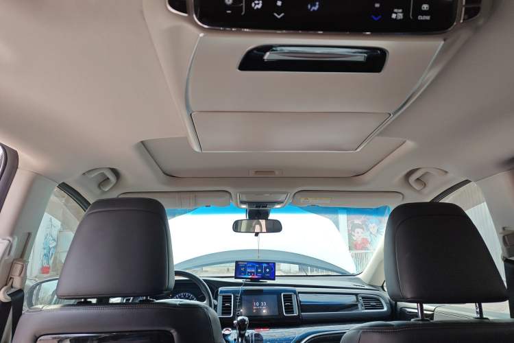 Used Honda Elysion 2019 2.0L Hybrid Luxury Edition
