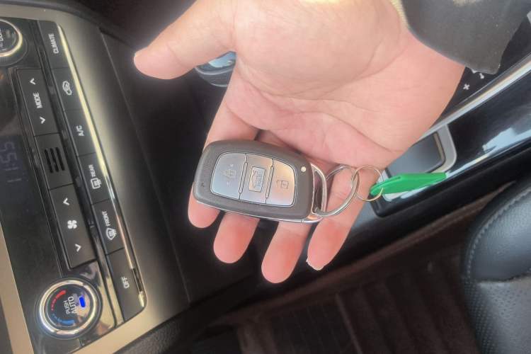 Used Hyundai Mistra 2016 1.8L Automatic Smart GLS