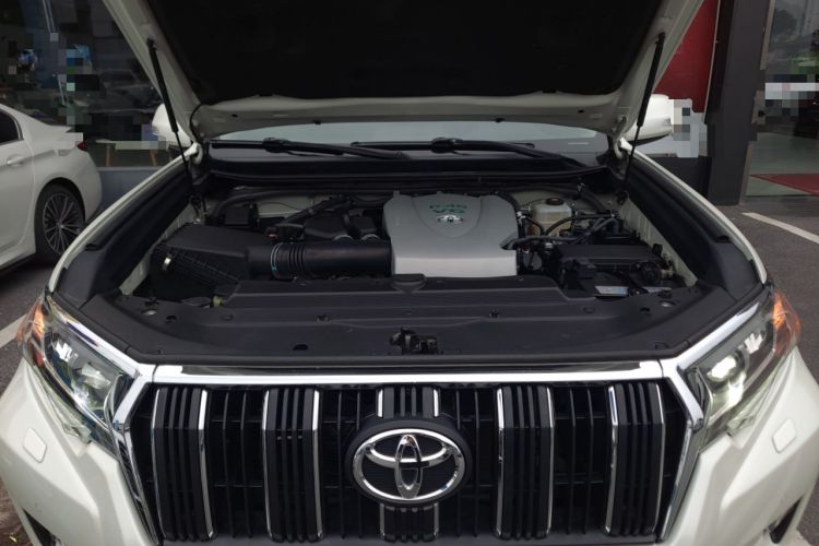 Used Toyota Prado 2018 3.5L Automatic TX-L with Rear-Mounted Spare Tire