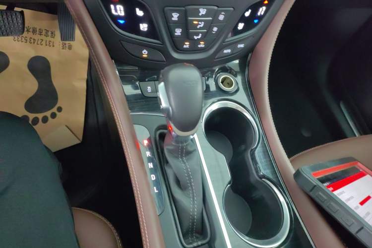 Used Buick Envision 2020 20T Two-Wheel Drive Luxury Model
