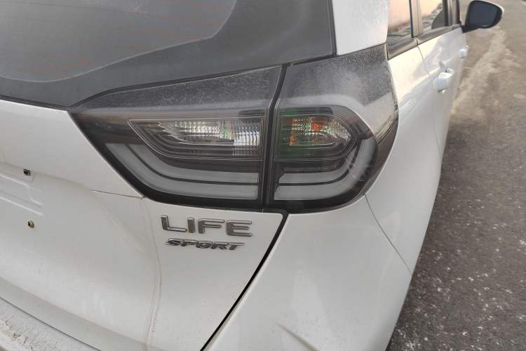 Used Honda LIFE 2021 1.5L CVT SPORT Heartbeat Edition