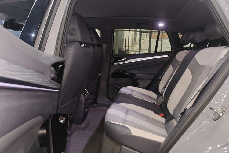 Used Volkswagen ID.4 CROZZ 2024 Pure Edition Limited Edition