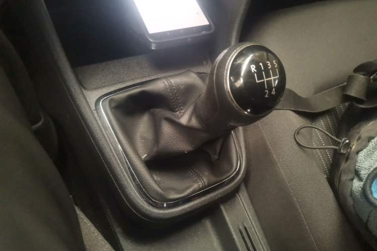 Used Volkswagen Jetta 2015 Zhuihui Edition 1.6L Manual Comfort Model
